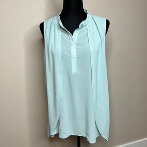 Sleeveless blouse